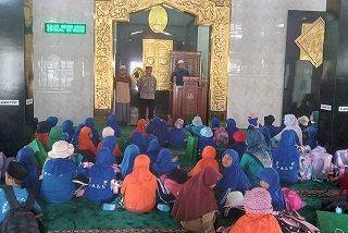 SDIT Al Fahmi Palu Temui Keragaman Agama di Markas Polda Sulteng