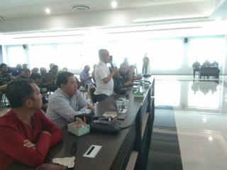 M. Rizky Hidayatullah saat memberikan sambutan pembuka diacara Audiensi Awak Media dengan Kajati Sulteng, Dr. Bambang Hariyanto SH MH.