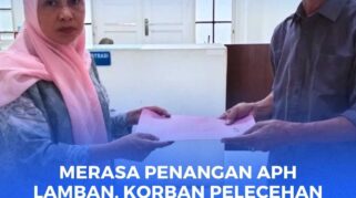 Korban AT, menyerahkan laporan ke Dewan Kehormatan (DK) Partai Demokrat Sulteng. Laporan korban diterima Wakil Ketua DK. Baso Opu Andi Syarifudin, SH.