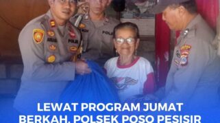 Penyerahan bantuan oleh, Kapolsek PPS IPTU Arkam, A.R., S.H., didampingi Kanit Binmas dan personel Polsek PPS