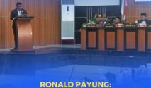 Ketua Pansus Ronald Payung, saat menyampaikan laporan terkait dua buah Raperda DPRD Kota Palu
