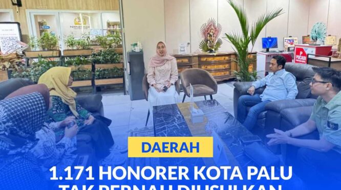 Komisi A DPRD Kota Palu saat berdiskusi dengan pejabat KemenPAN-RB dalam kunjungan ke jakarta, terkait nasib ribuan honorer Kota Palu yang tidak terdaftar di BKPSDM Palu