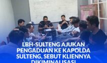 Kuasa Hukum SL saat memberikan keterangan pers dihadapan awak media