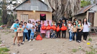 Anak Sekolah Minggu gereja GBI FOCC berbagi berkah ramadhan