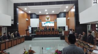 Rapat Paripurna di DPRD Kota Palu