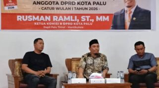 Anggota DPRD Kota Palu, Rusman Ramli, saat melakukan Kundapil di Kelurahan Talise Walangguni.