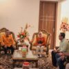 Wali Kota Palu H. Hadianto Rasyid, S.E. didampingi Sekretaris Daerah Kota Palu Irmayanti Pettalolo, S.Sos. Saat menemui rombongan Perjuangan Masyarakat Pantoloan (PMP)