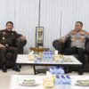 Kajati Sulawesi Tengah, Zullikar Tanjung, S.H., M.H., menerima kunjungan silaturahmi Kapolda Sulawesi Tengah, Irjen Pol. Nasri, di ruang kerjanya.