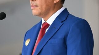 Gubernur Sulteng, Anwar Hafid.