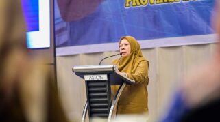 Wakil Gubernur Sulawesi Tengah dr. Reny A. Lamadjido