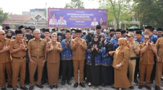 pelantikan 422 Pegawai Negeri Sipil (PNS) Pemprov Sulawesi Tengah di Halaman Pogombo, Kantor Gubernur Sulteng, Selasa (13/10/2026)